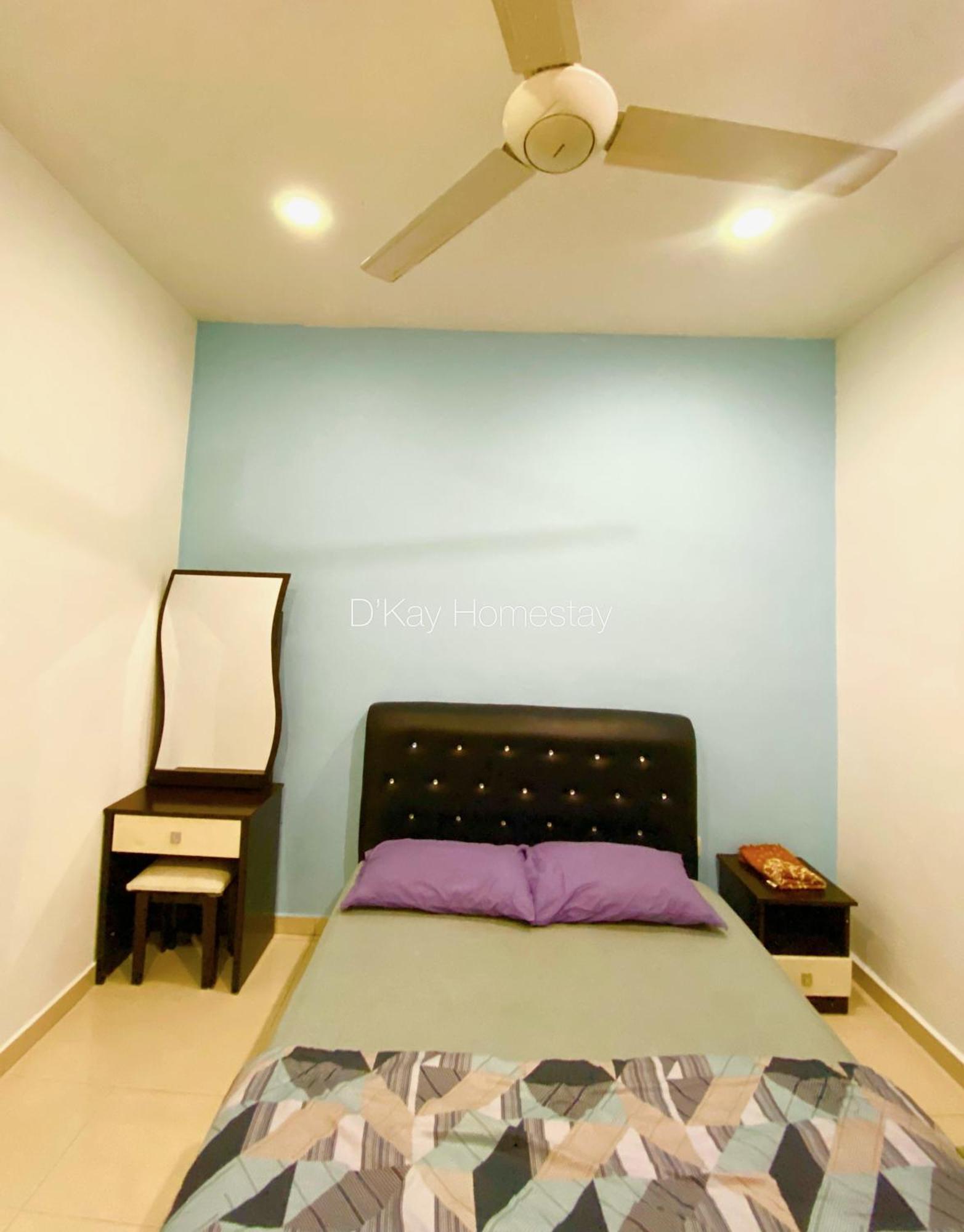 4 Bedrooms Homestay, Fully Aircond In Sendayan By D'Kay Homes I 10-15 Pax Seremban Exterior foto